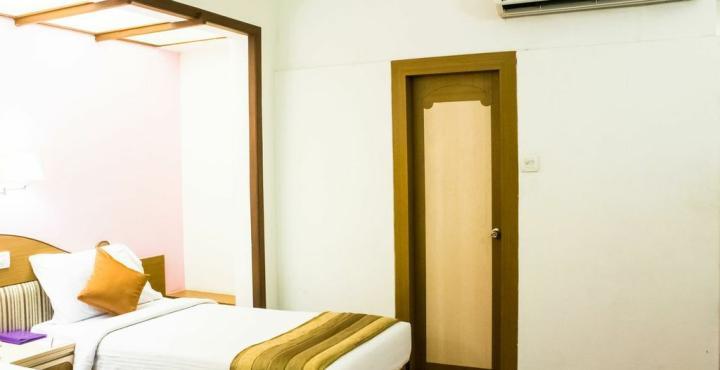 Hotel Park Central Koregaon Park بونة المظهر الخارجي الصورة
