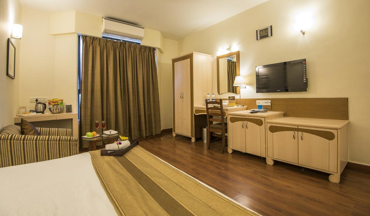 Hotel Park Central Koregaon Park بونة المظهر الخارجي الصورة