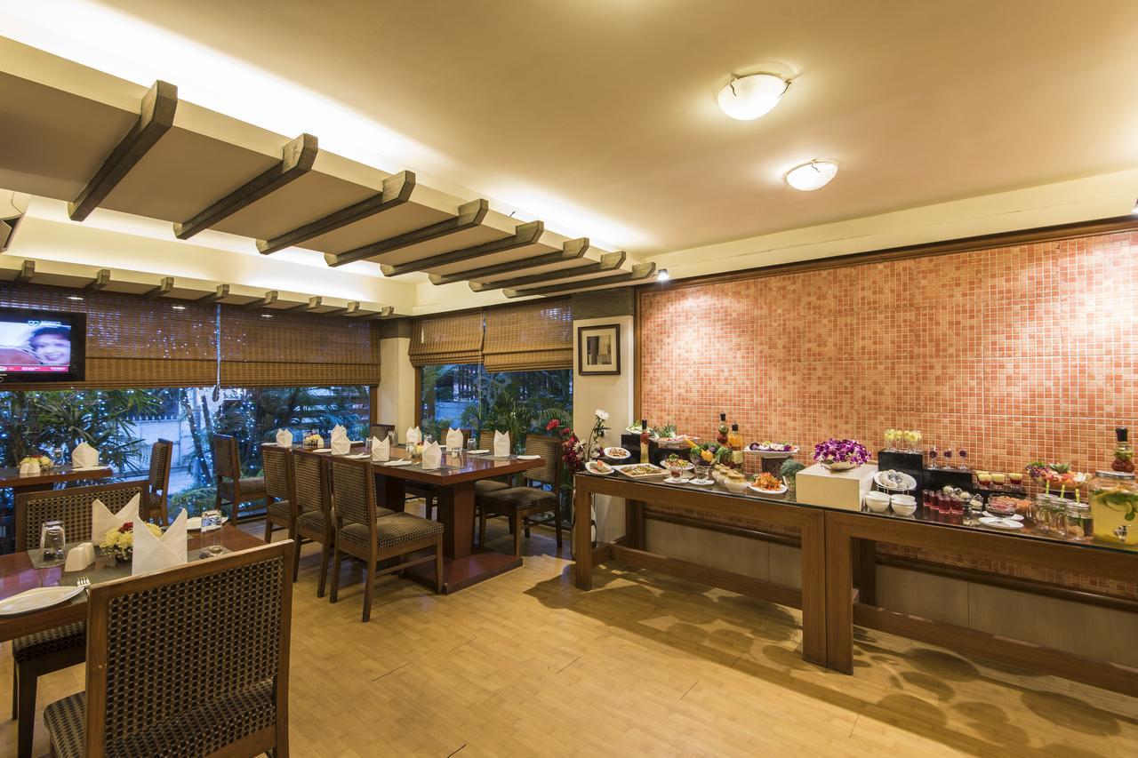 Hotel Park Central Koregaon Park بونة المظهر الخارجي الصورة