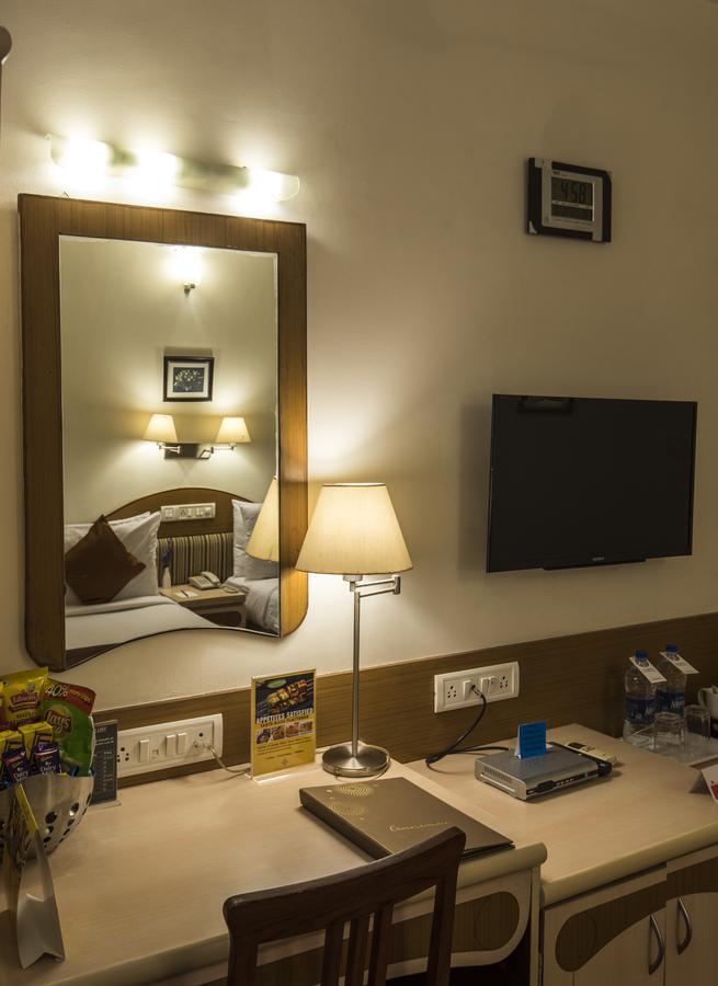 Hotel Park Central Koregaon Park بونة المظهر الخارجي الصورة