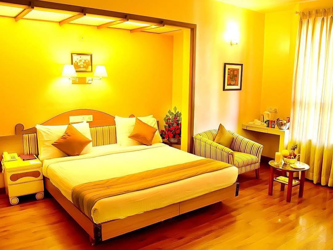Hotel Park Central Koregaon Park بونة المظهر الخارجي الصورة