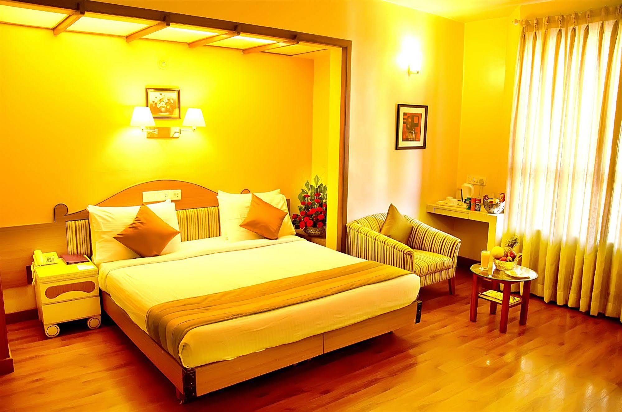 Hotel Park Central Koregaon Park بونة المظهر الخارجي الصورة