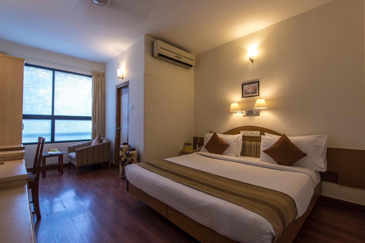 Hotel Park Central Koregaon Park بونة المظهر الخارجي الصورة