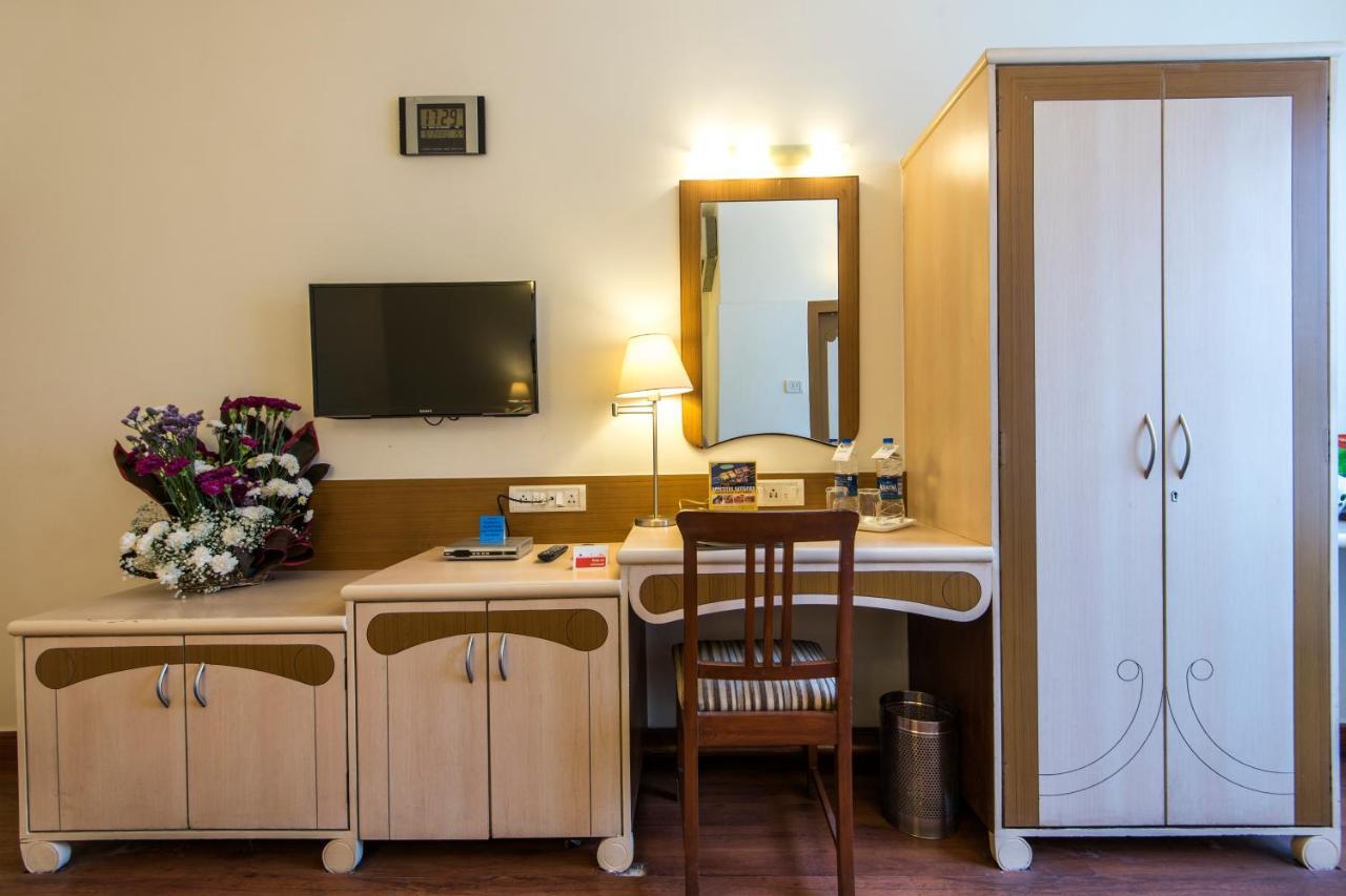 Hotel Park Central Koregaon Park بونة المظهر الخارجي الصورة